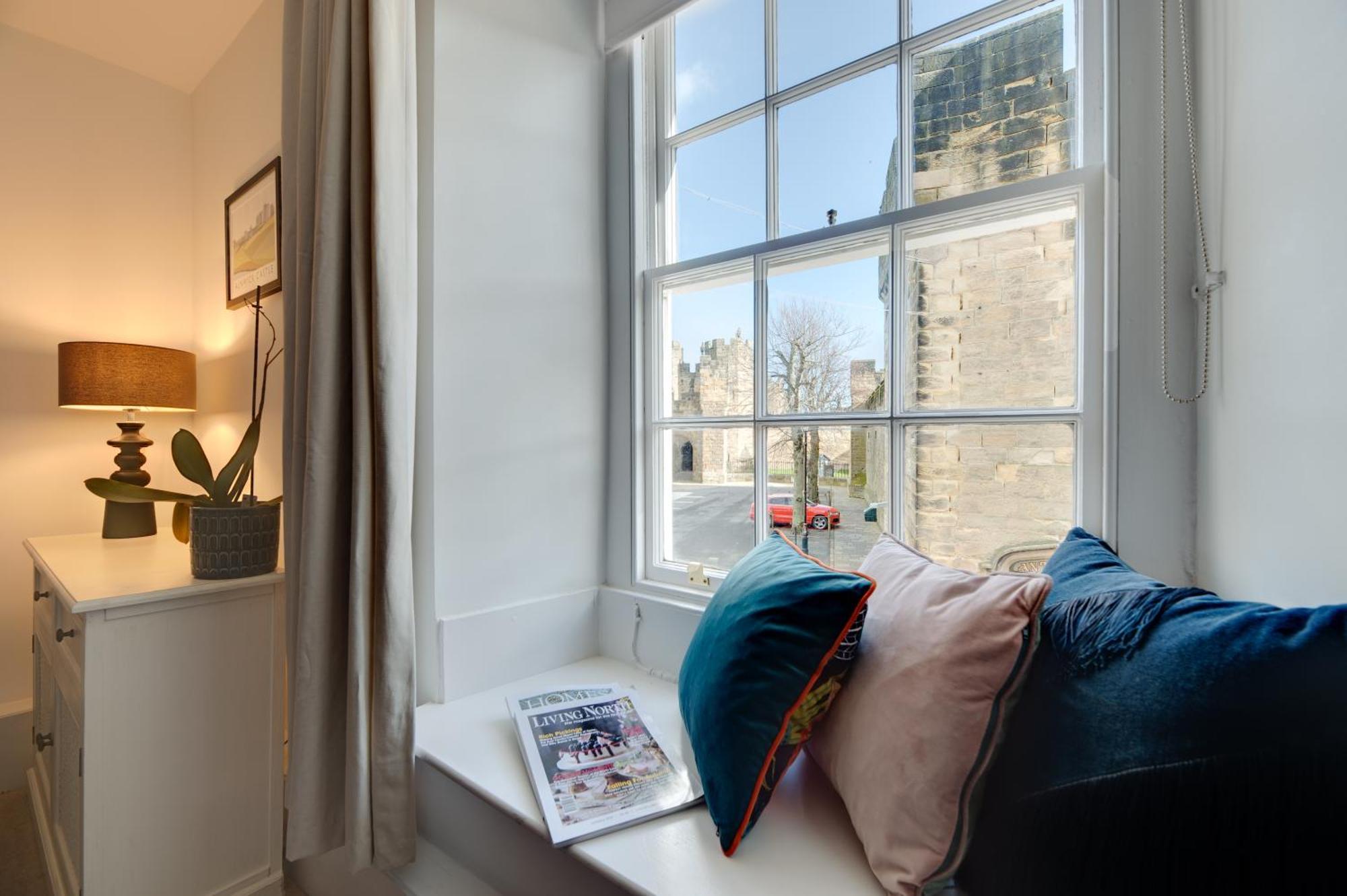 Lionsgate View - Luxury Apartment Opposite Alnwick Castle Bagian luar foto