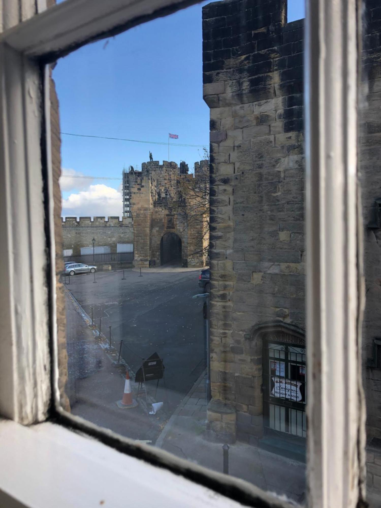 Lionsgate View - Luxury Apartment Opposite Alnwick Castle Bagian luar foto
